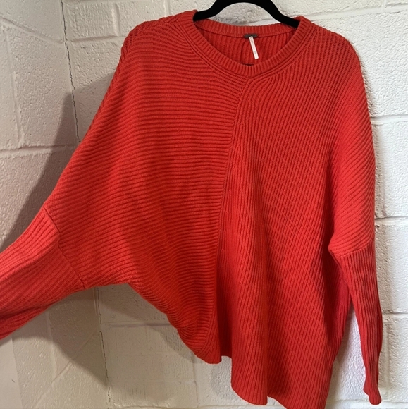 Free People  Downtown Long Sleeve Ribbed KniAsymmetrical Sweater Coral SMALL - Picture 4 of 6